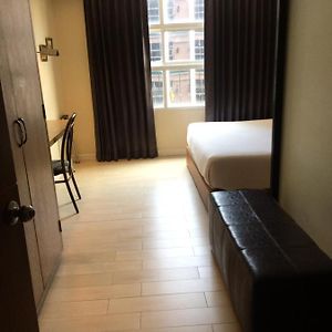 Camera standard con letto king size